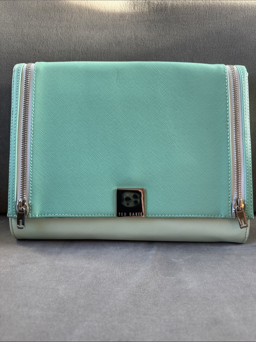 🔥 Ted Baker London Colorblock Zipper Accented Clutch - Mint Green